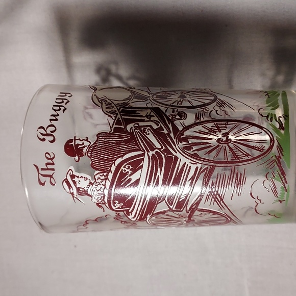 Vintage Drinking Glasses Set of 2 - Daisy Design & The Buggy Design - Picture 2 of 8